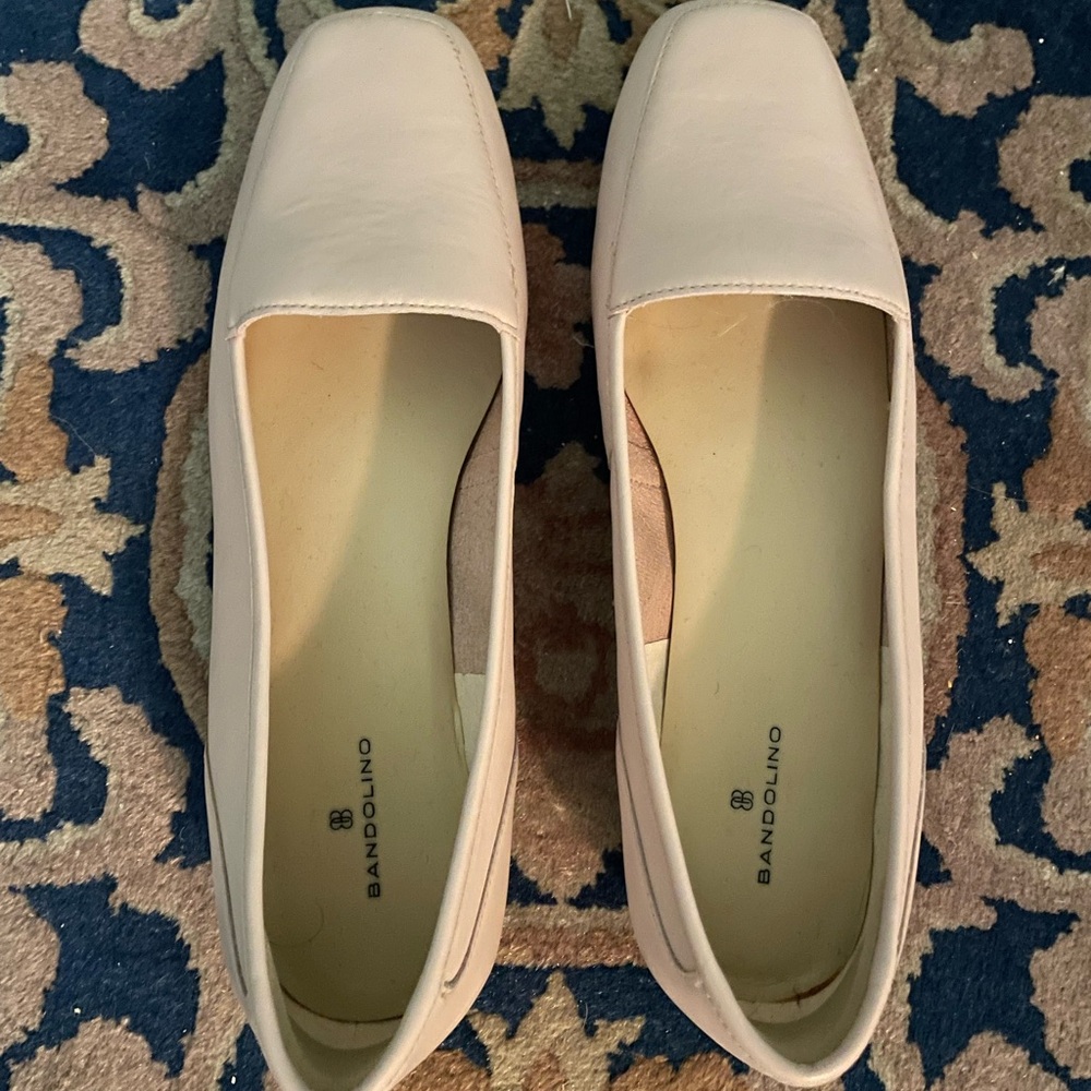 Brand new Bandolino loafers never worn